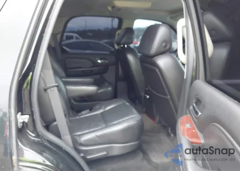 2007 Cadillac Escalade Luxury z USA, uszkodzony, nr VIN 1GYEC63827R334483